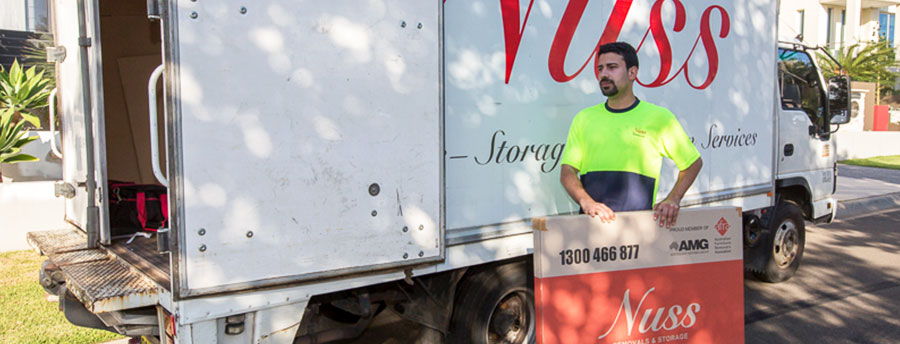 Removalist in Sydney moving artwork